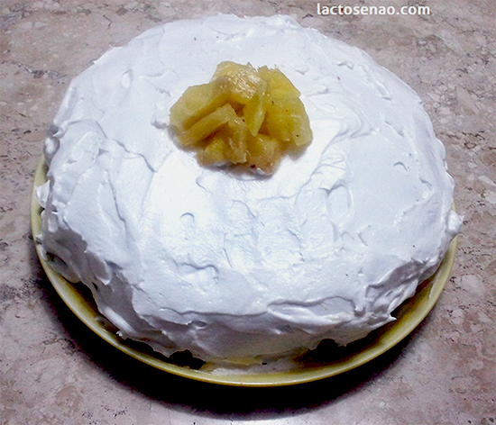 bolo-abacaxi-sem-lactose-