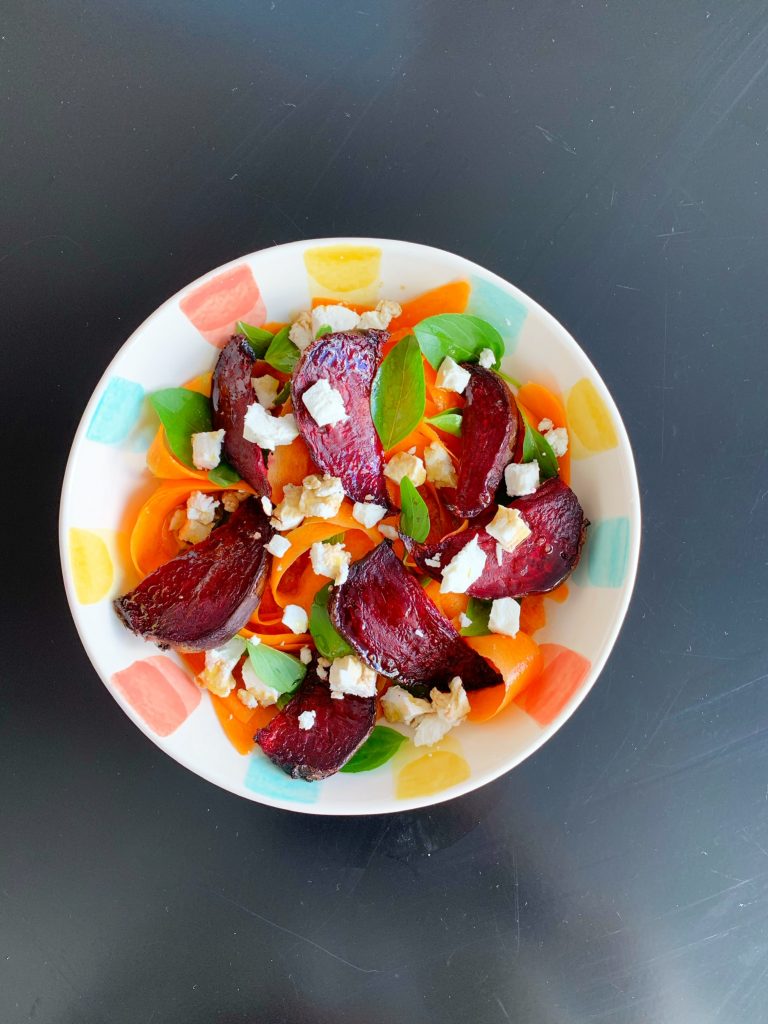 Salada de beterraba assada sem glúten