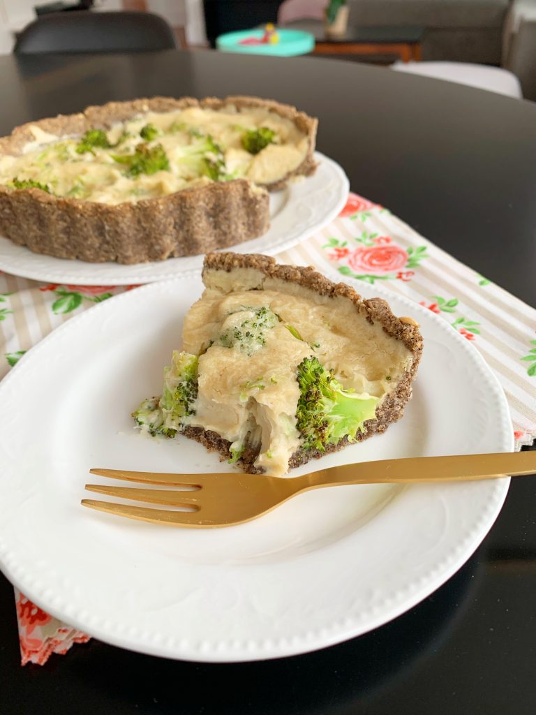 Torta de brócolis sem glúten e lactose