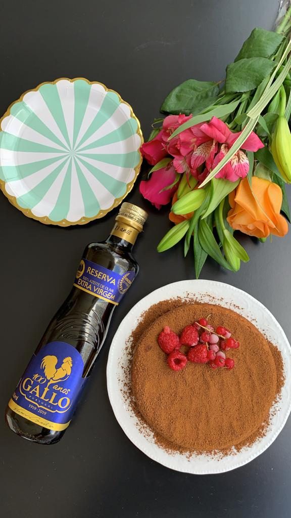 Bolo de azeite e iogurte sem glúten e lactose
