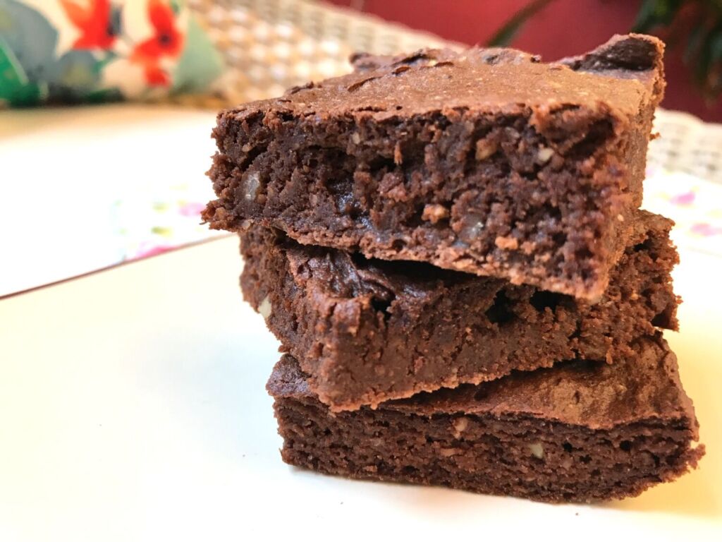 imagem de bolo de chocolate estilo brownie